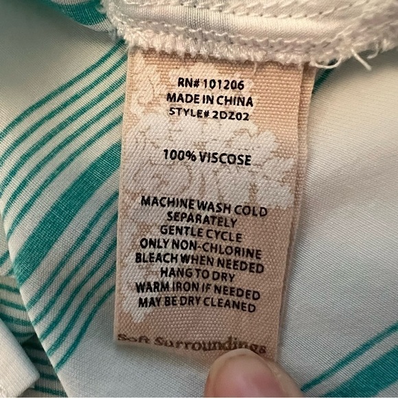 Soft Surroundings Ladson Button Up Top Green Stripe Coastal Lightweight Sz L - Picture 9 of 9